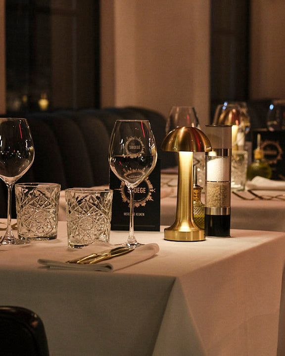 Stugonia Nuvé Masa Lambası