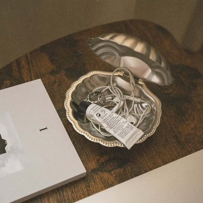 Vintage Metal İstiridye Kutu